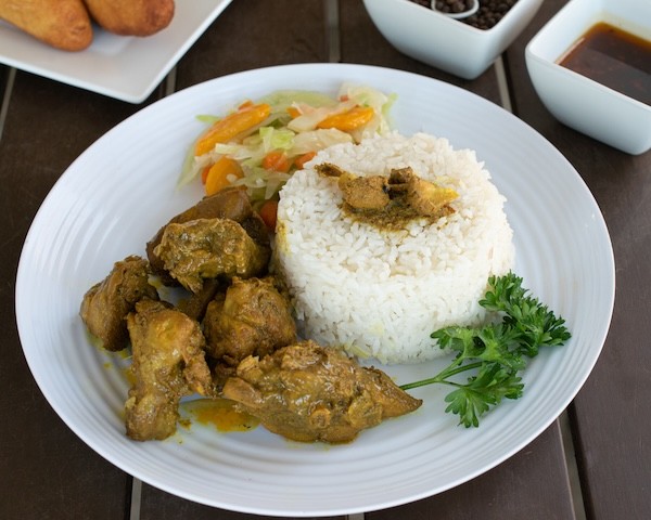 Curry Chicken (Bone-In)